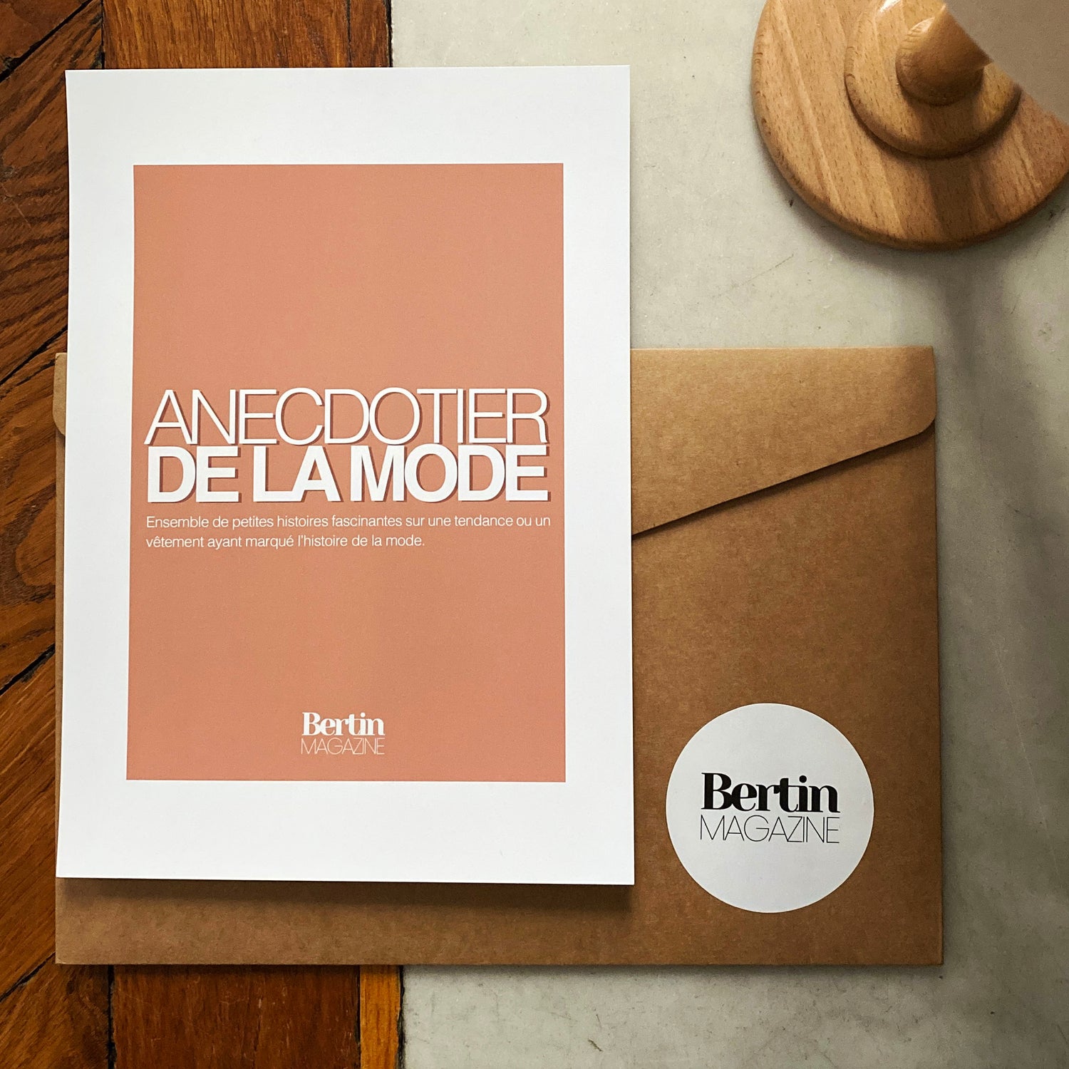 anecdotes de mode, présentation affiches décoration.